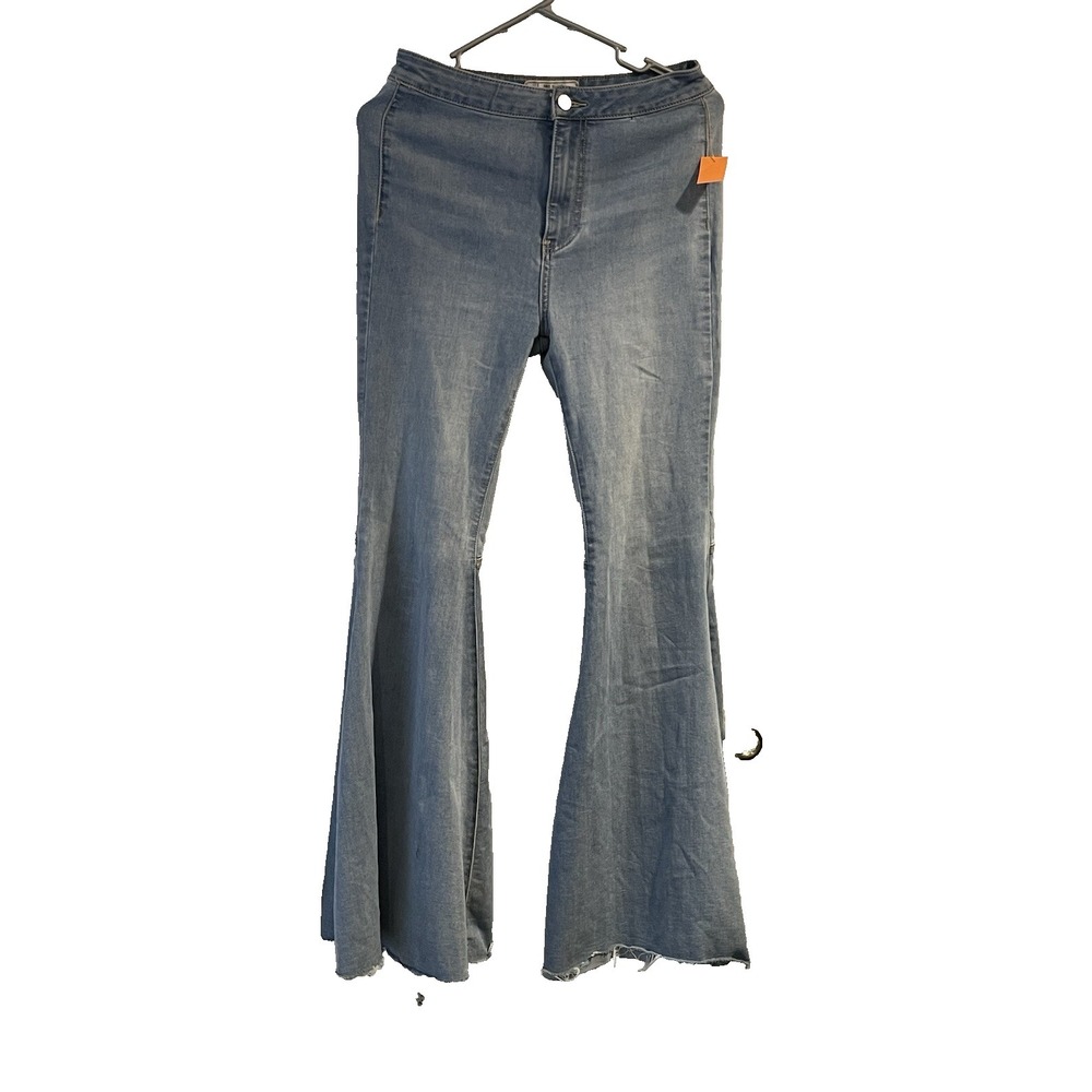 Free People Sz W‎ 27 Stretch Denim  Bell Bottom Extra Wide y2k 70's Flare Jean